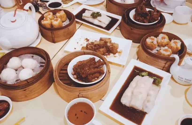 餐飲小程序開發(fā)：小程序開發(fā)如何服務(wù)餐飲美食行業(yè)